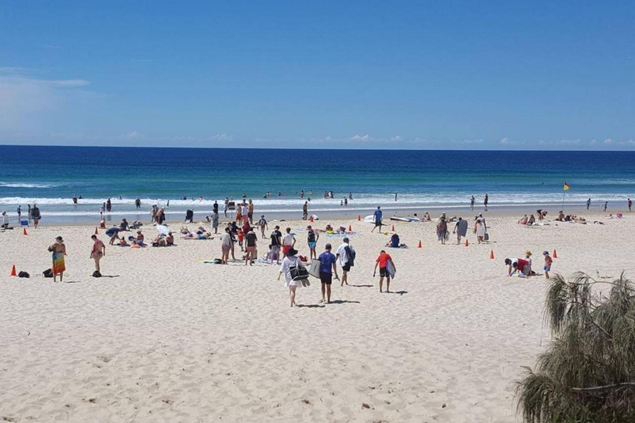 Unit 2 - Spectacular Sea Views In Surfers Paradise Gold Coast Eksteriør billede